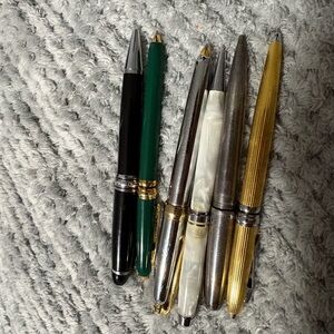 Elegant Pen lot  in Assorted Colors MontBlanc , st DuPont , colibri etc